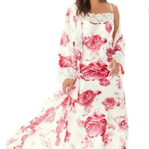 Amoureuse Plus 2X The Luxe Satin Long Peignoir Set 2 Piece Floral Romantic Sexy